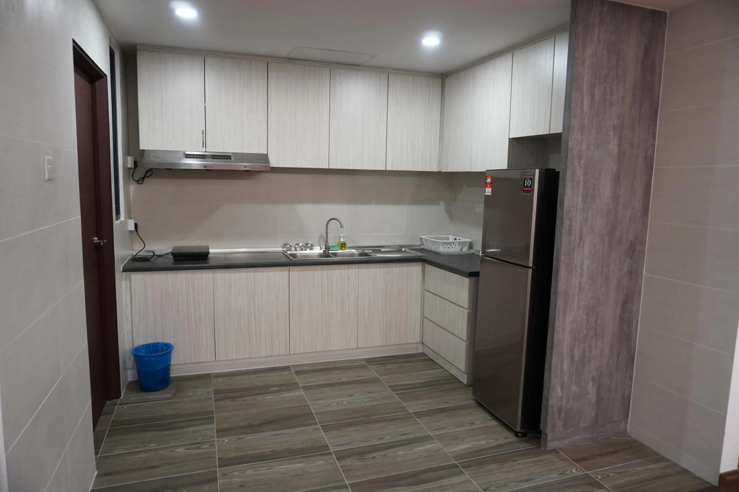 Luco Apartments @ Viva City Megamall