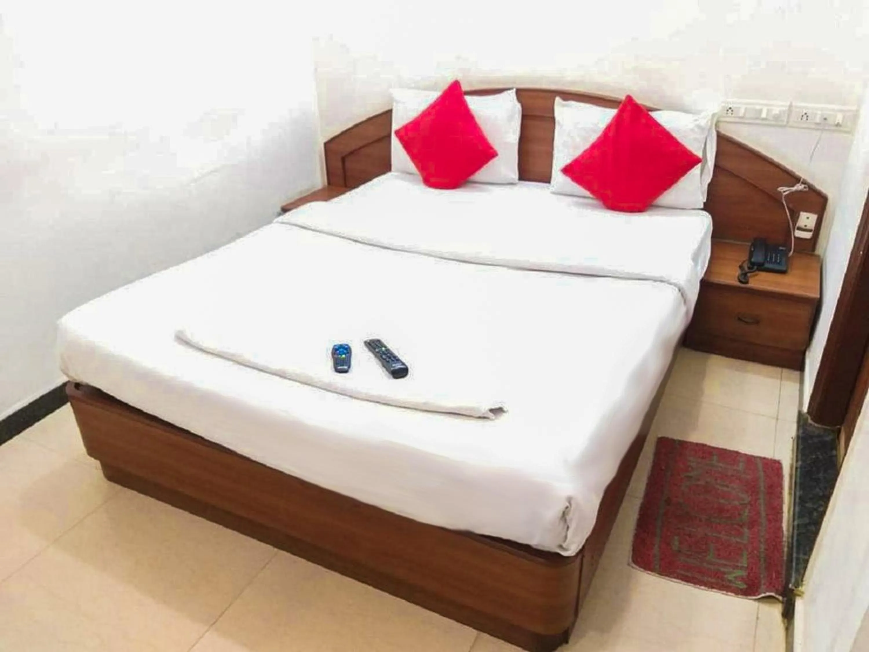 Bed in Hotel Champion Inn near Yeswantpur Junction Railway Station