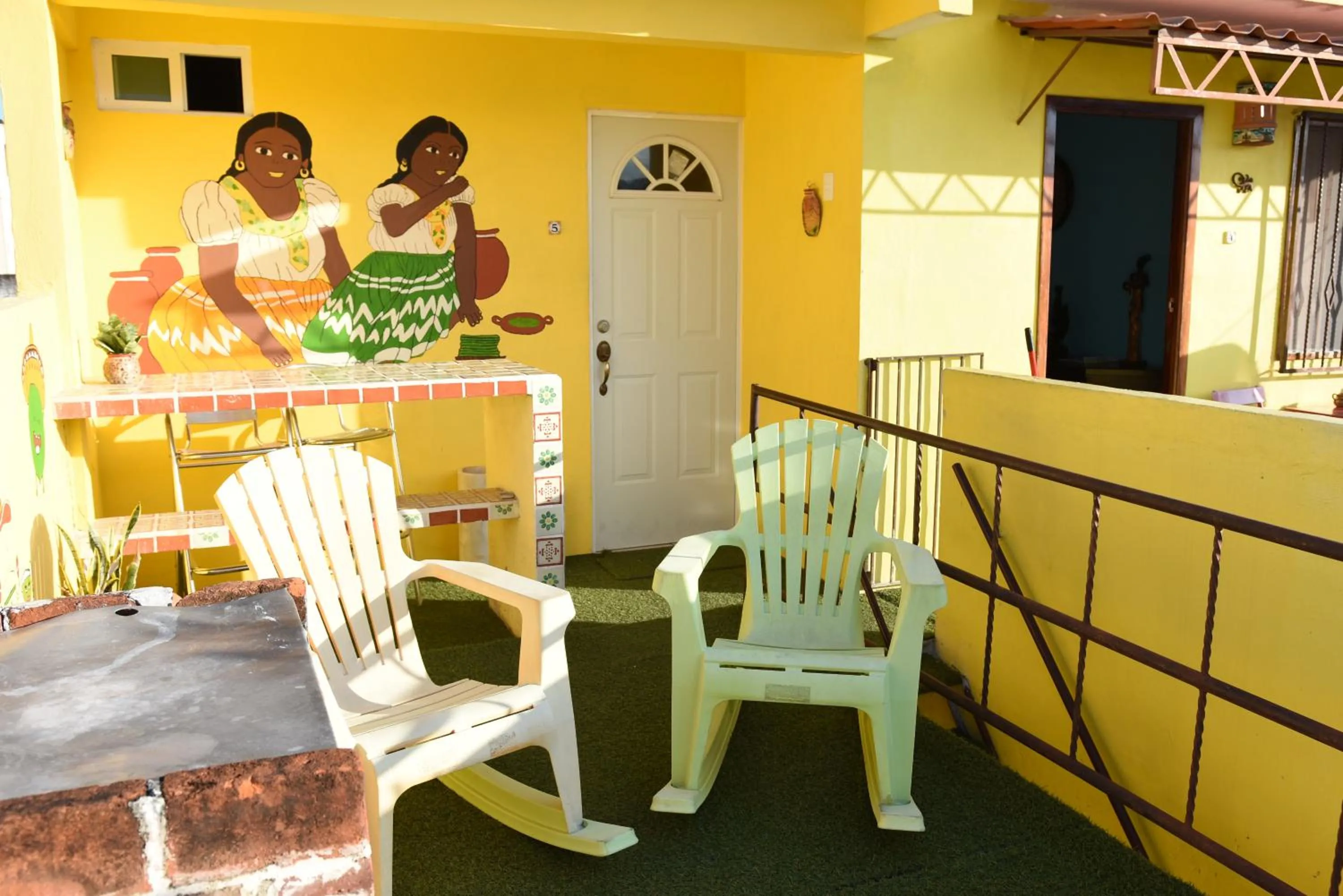 Cancun Guest House 5