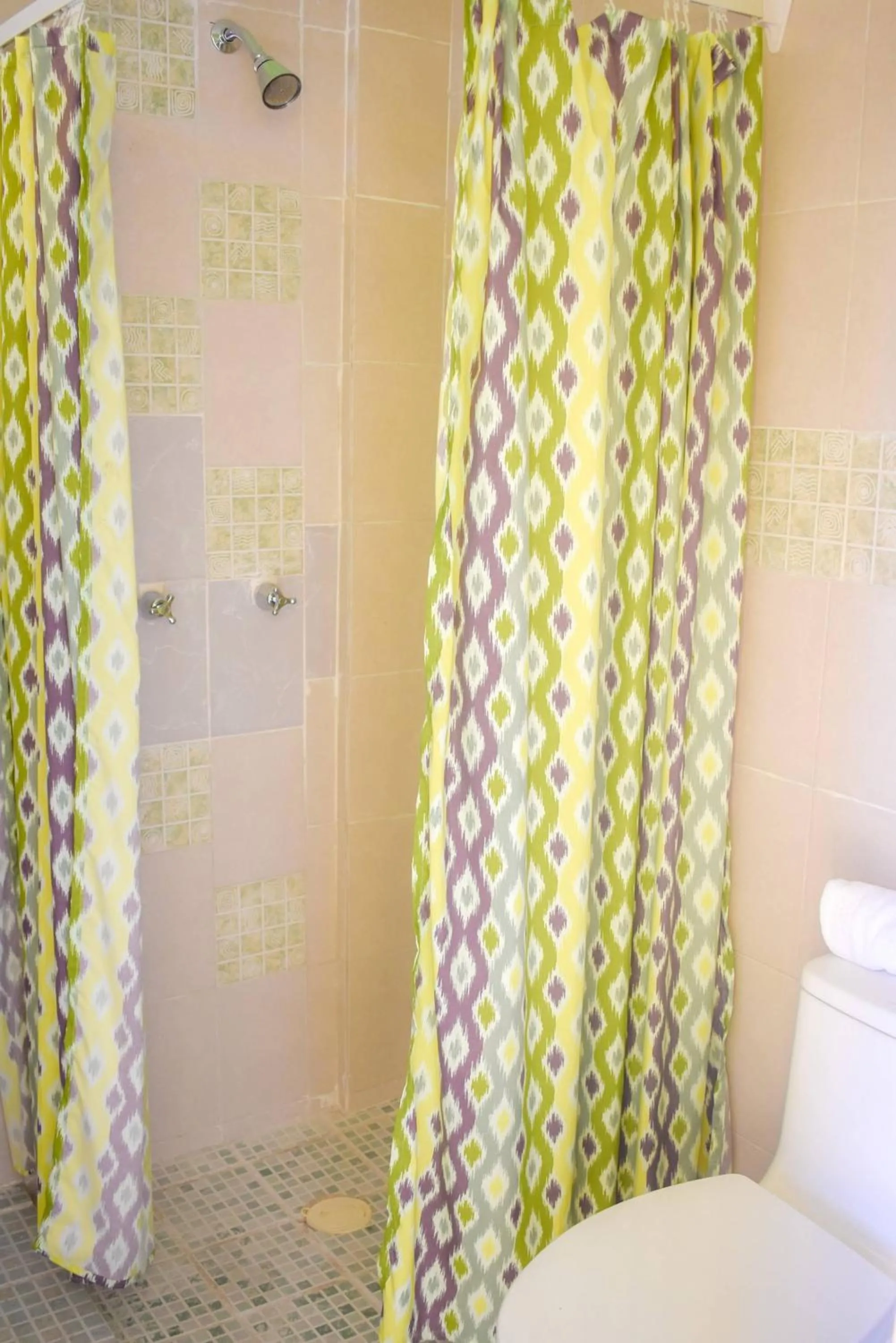 Cancun Guest House 5