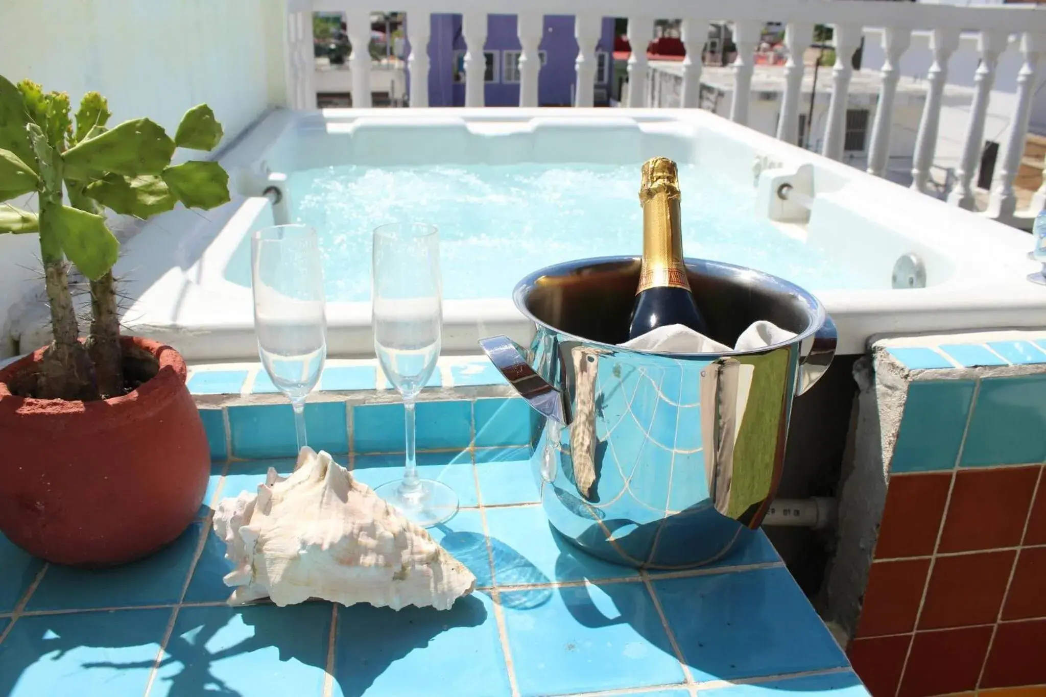 Cancun Guest House 4 Terrace Tub Cancun Guest House 4 Terrace Tub