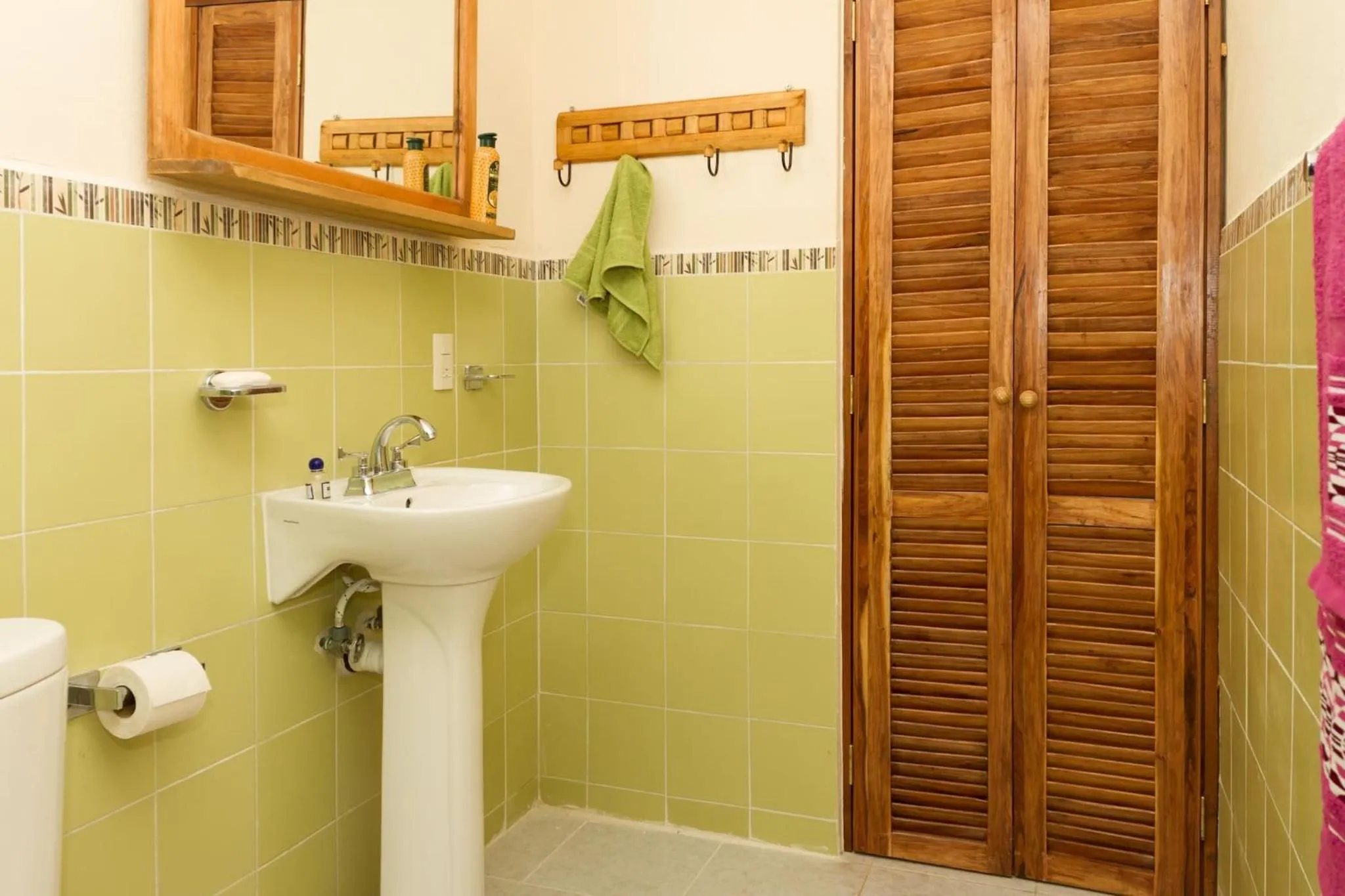 Bathroom in Cancun Guest House 4 Terrace Tub