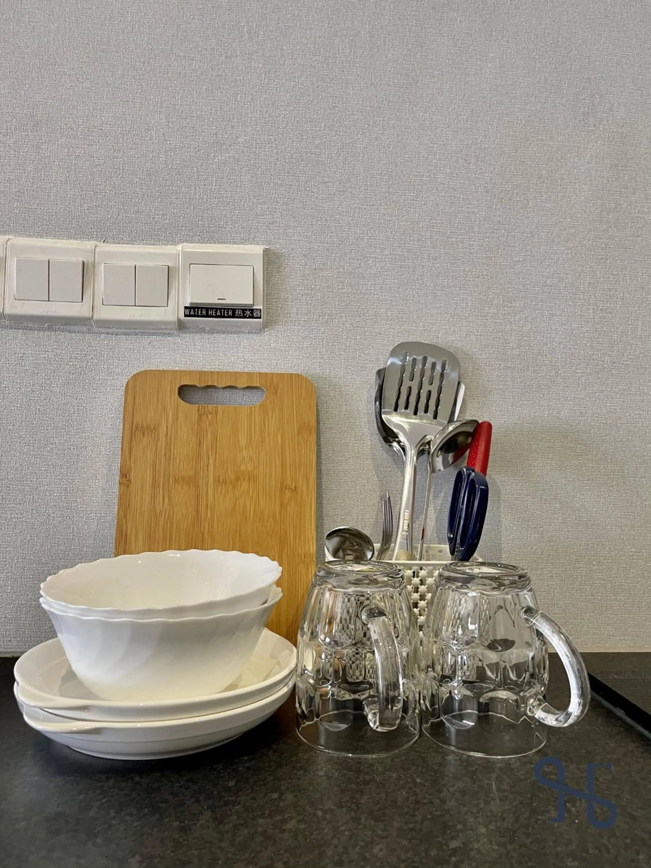 Coffee/tea facilities in Homesuite' Home at Aeropod SOVO