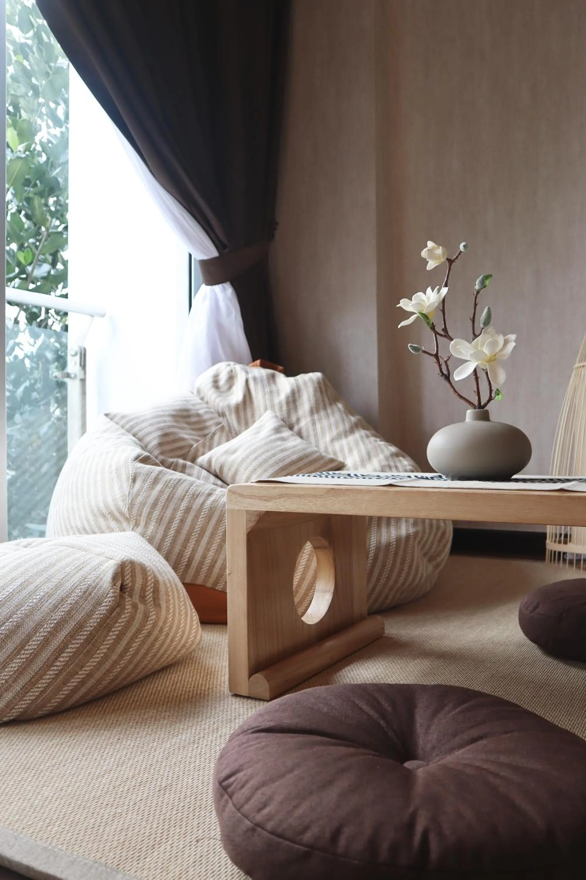 Bedroom, Bed in Homesuite' Home at Aeropod SOVO