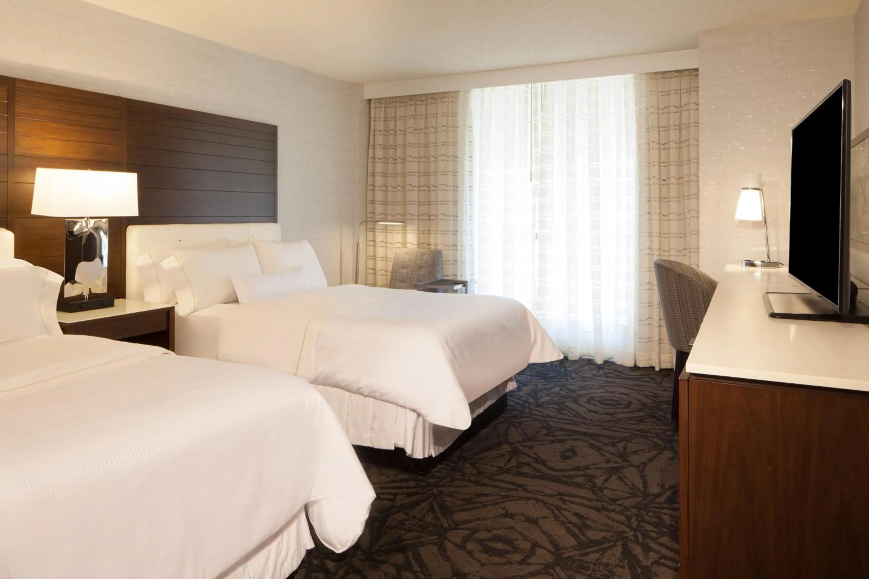 Photo of the whole room, Bed in The Westin Princeton at Forrestal Village