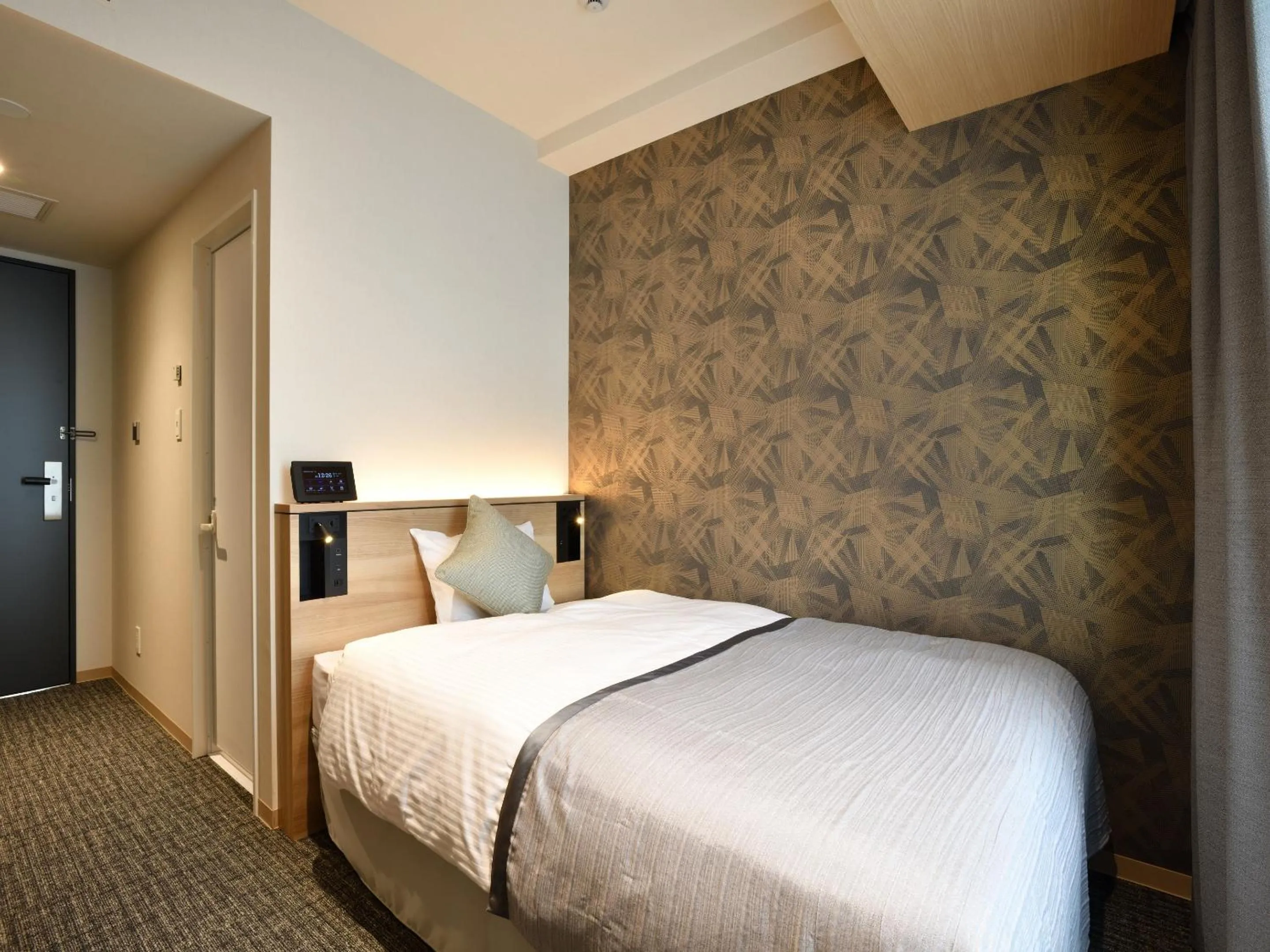 Photo of the whole room, Bed in Hotel Keihan Sendai