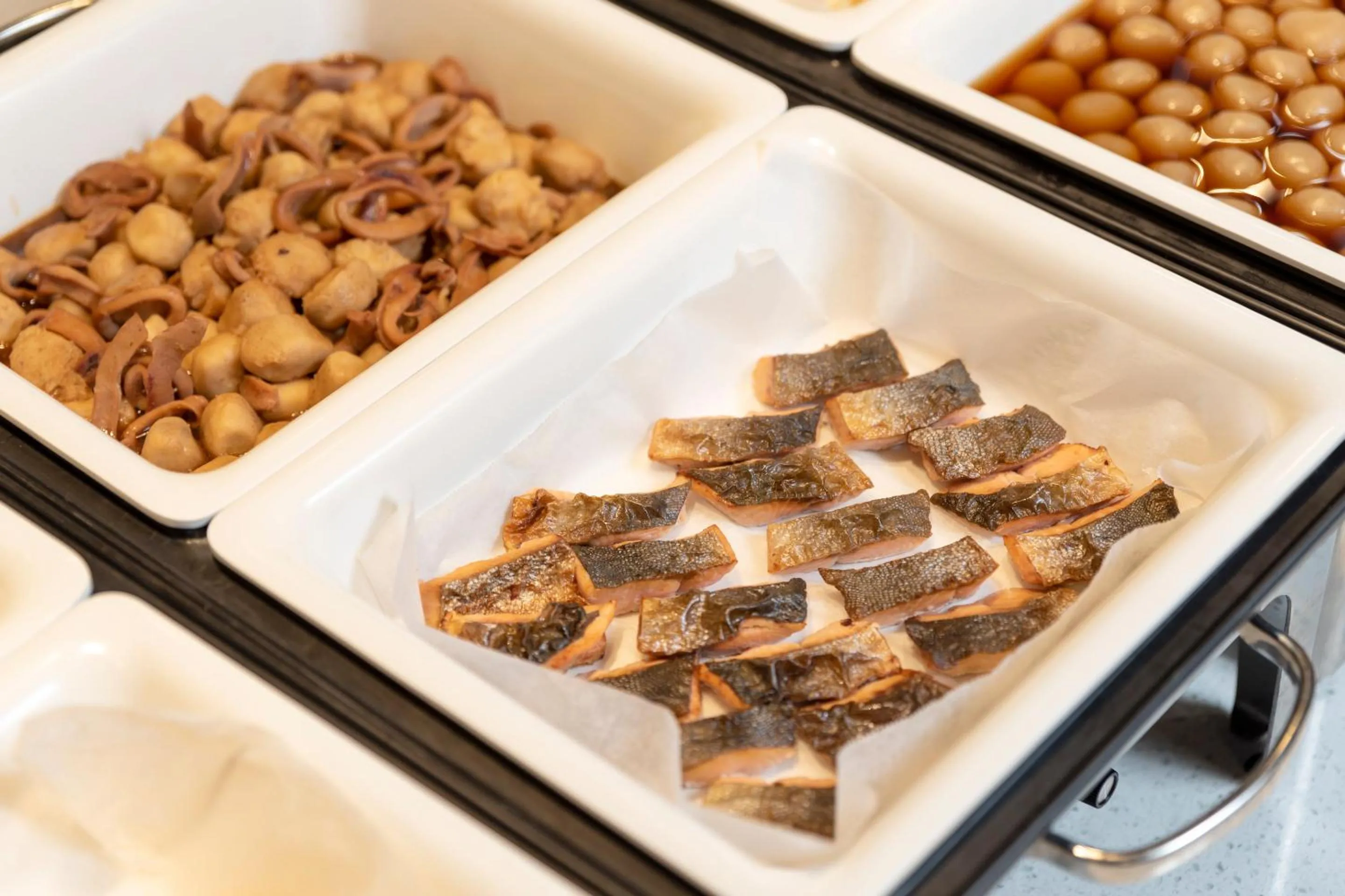 Restaurant/places to eat in Hotel Keihan Sendai