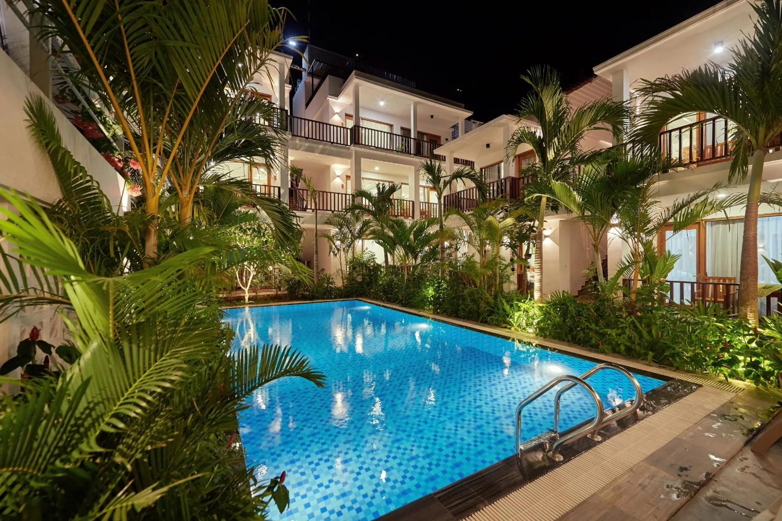 Property building in La Nube Residence