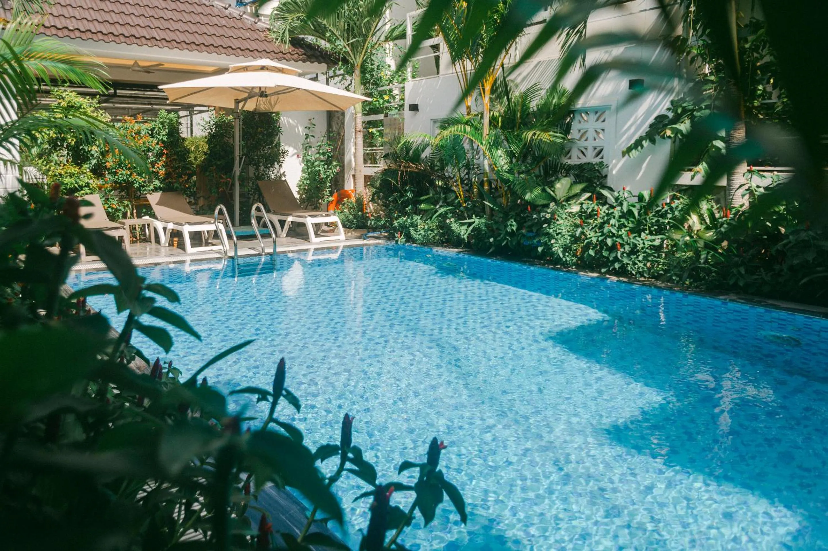 Garden view in La Nube Residence