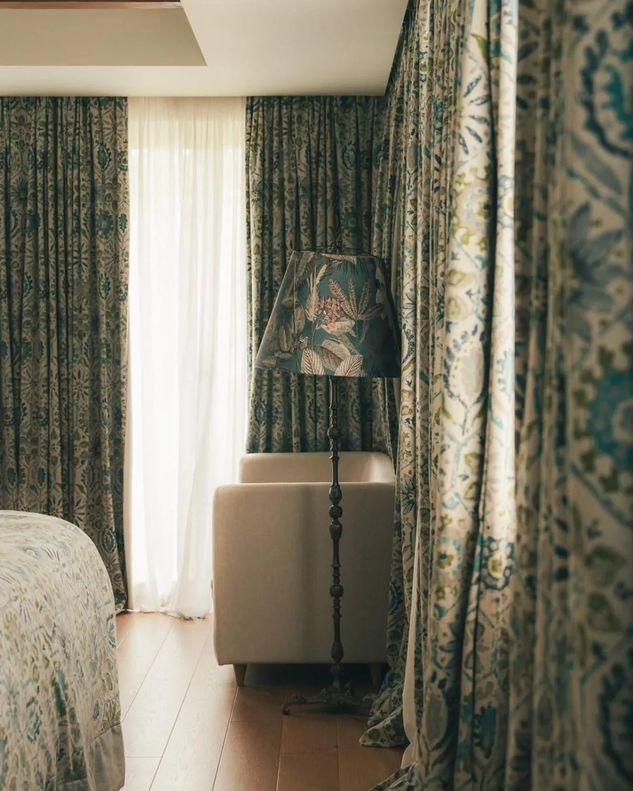 Property building, Bed in Vazisubani Estate