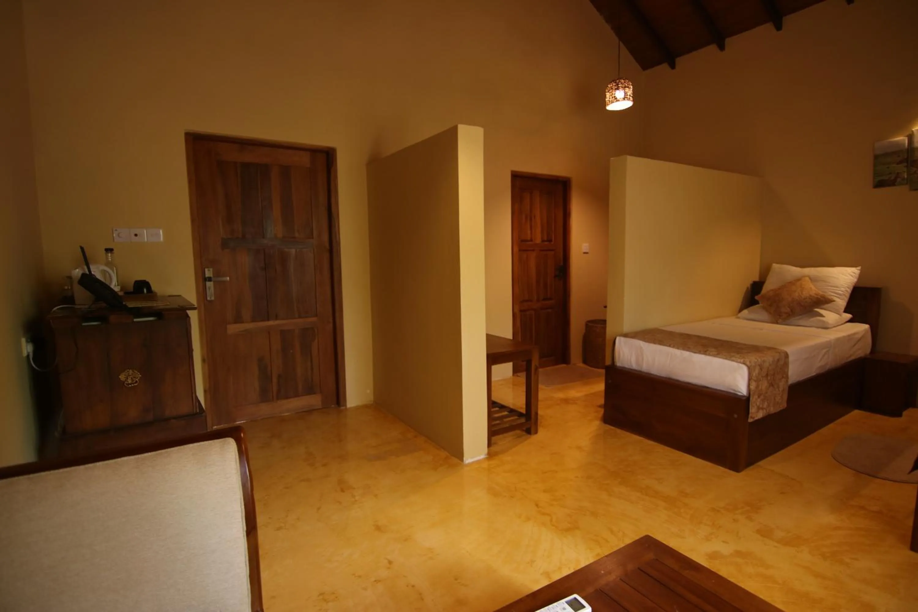 Photo of the whole room, Bed in Cloud Nine Lanka Resort Wilpattu