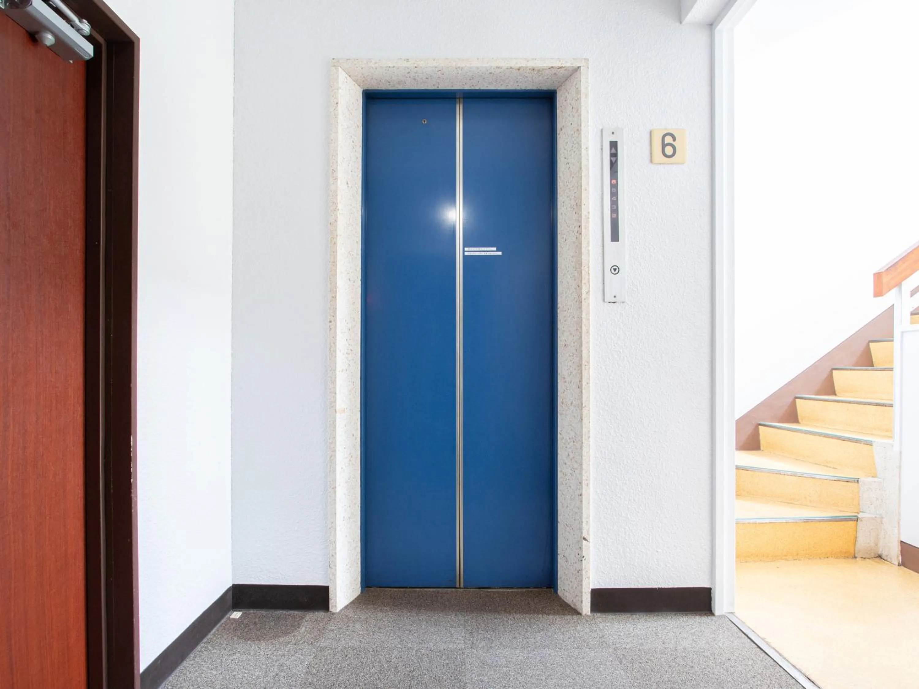 elevator in HOTEL Tsuru Sendai
