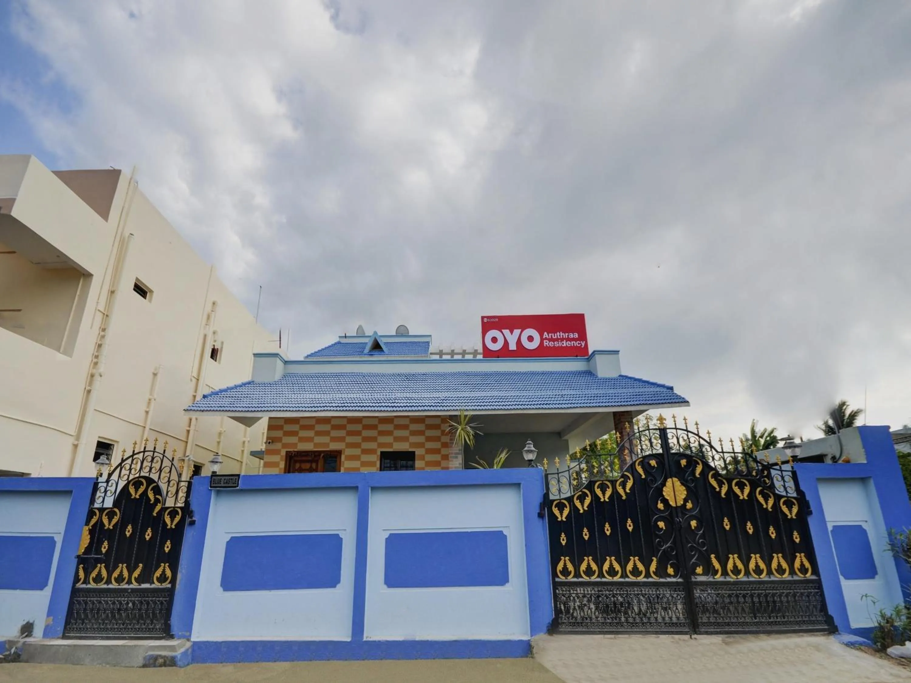 Facade/entrance in Super Hotel O Aruthraa Residency