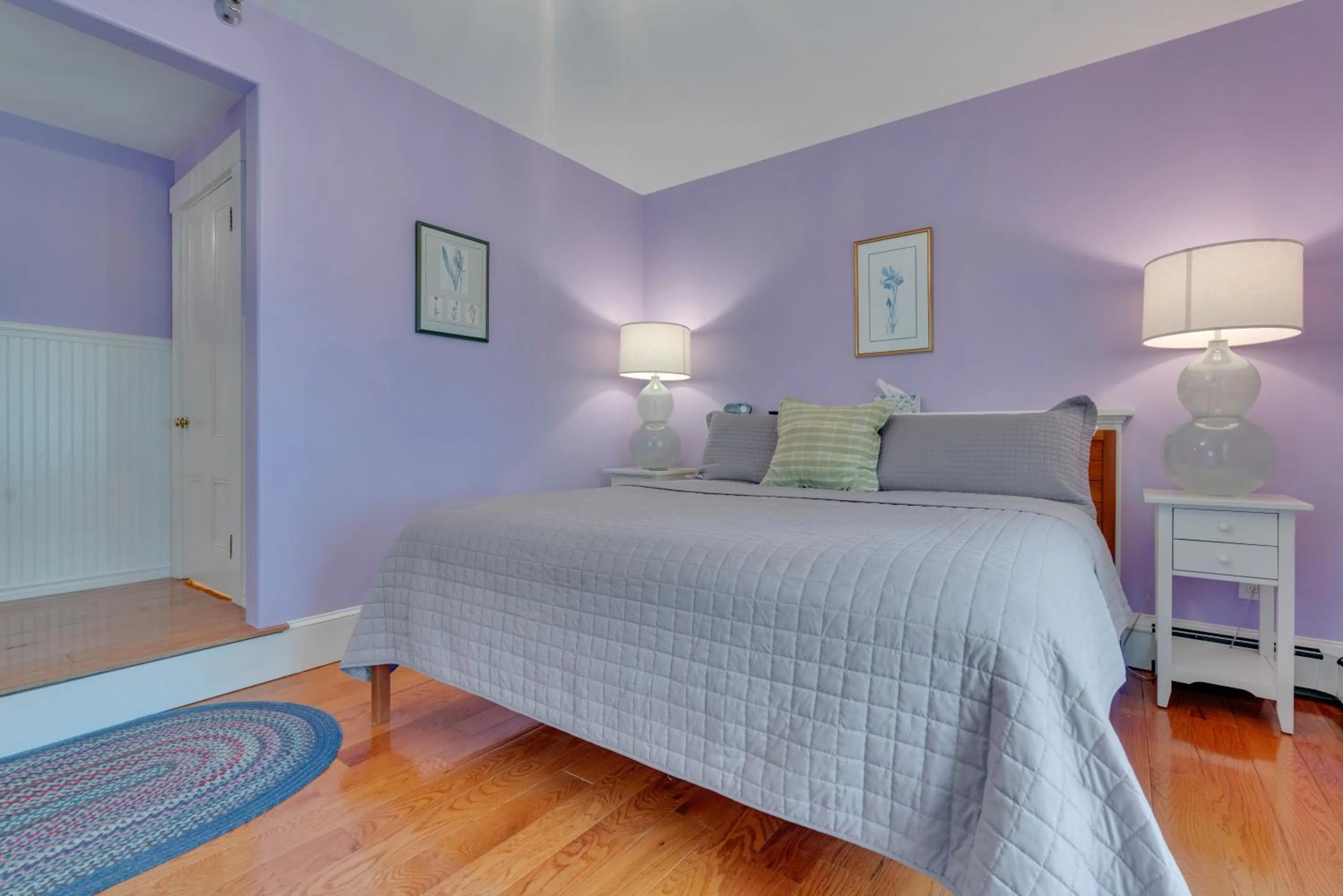 Bed in James Place Inn Bed and Breakfast