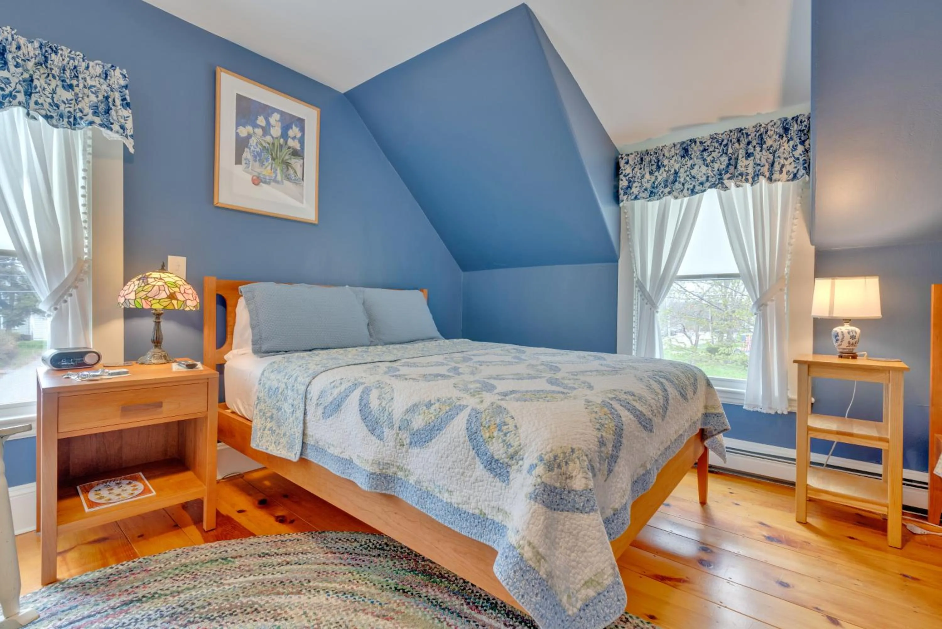 Bed in James Place Inn Bed and Breakfast