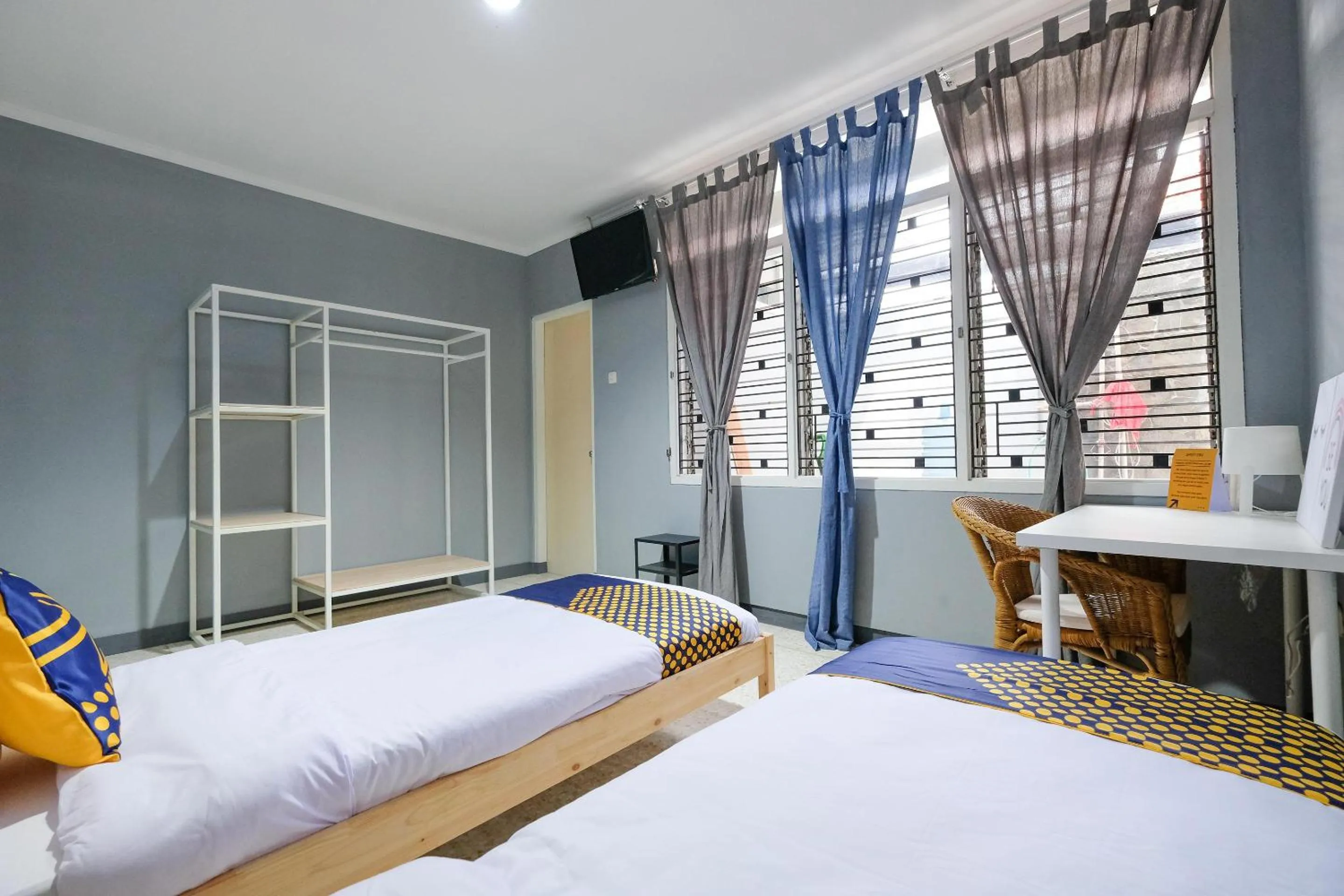 Bedroom in SPOT ON 2281 Omajo