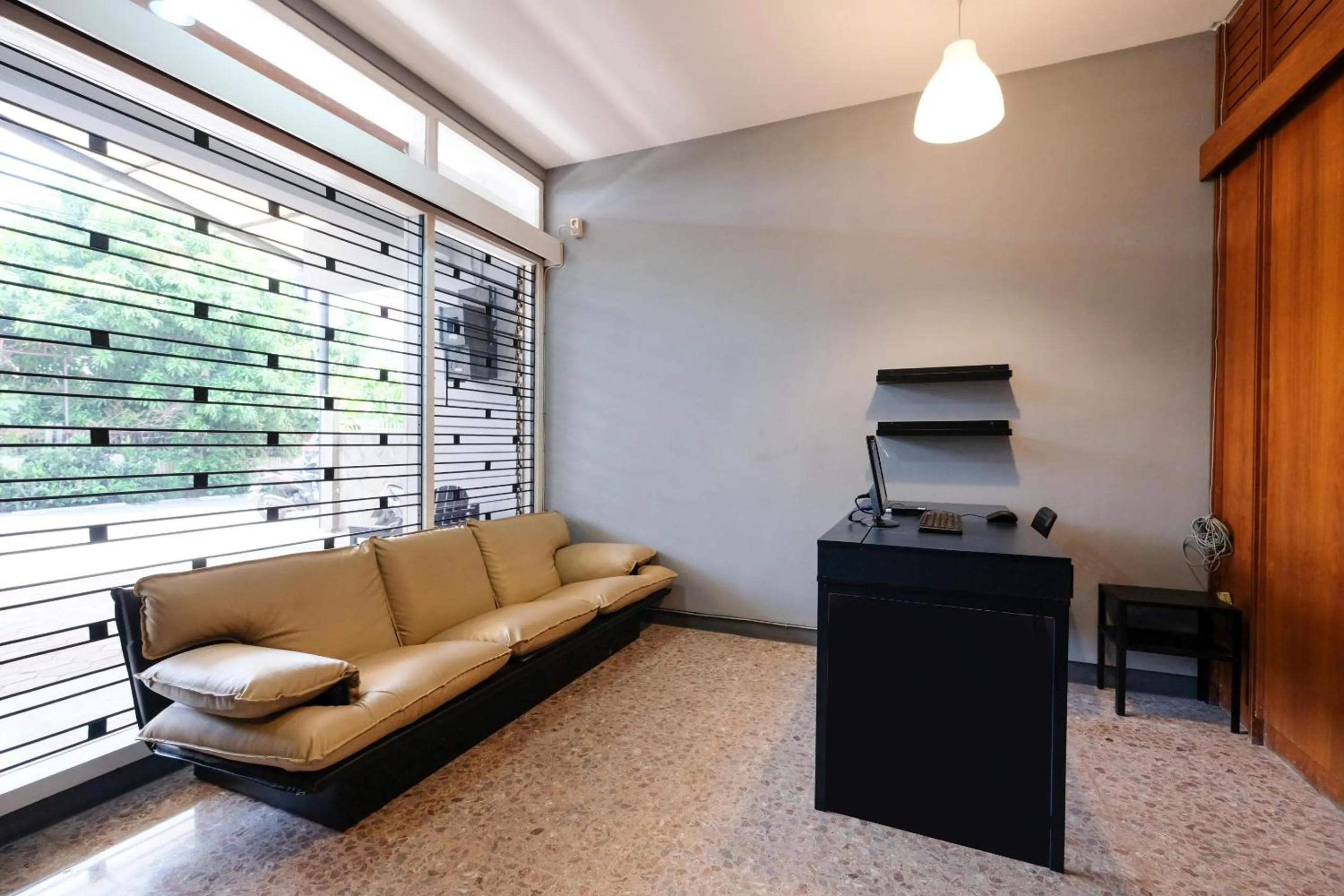 Seating area in SPOT ON 2281 Omajo