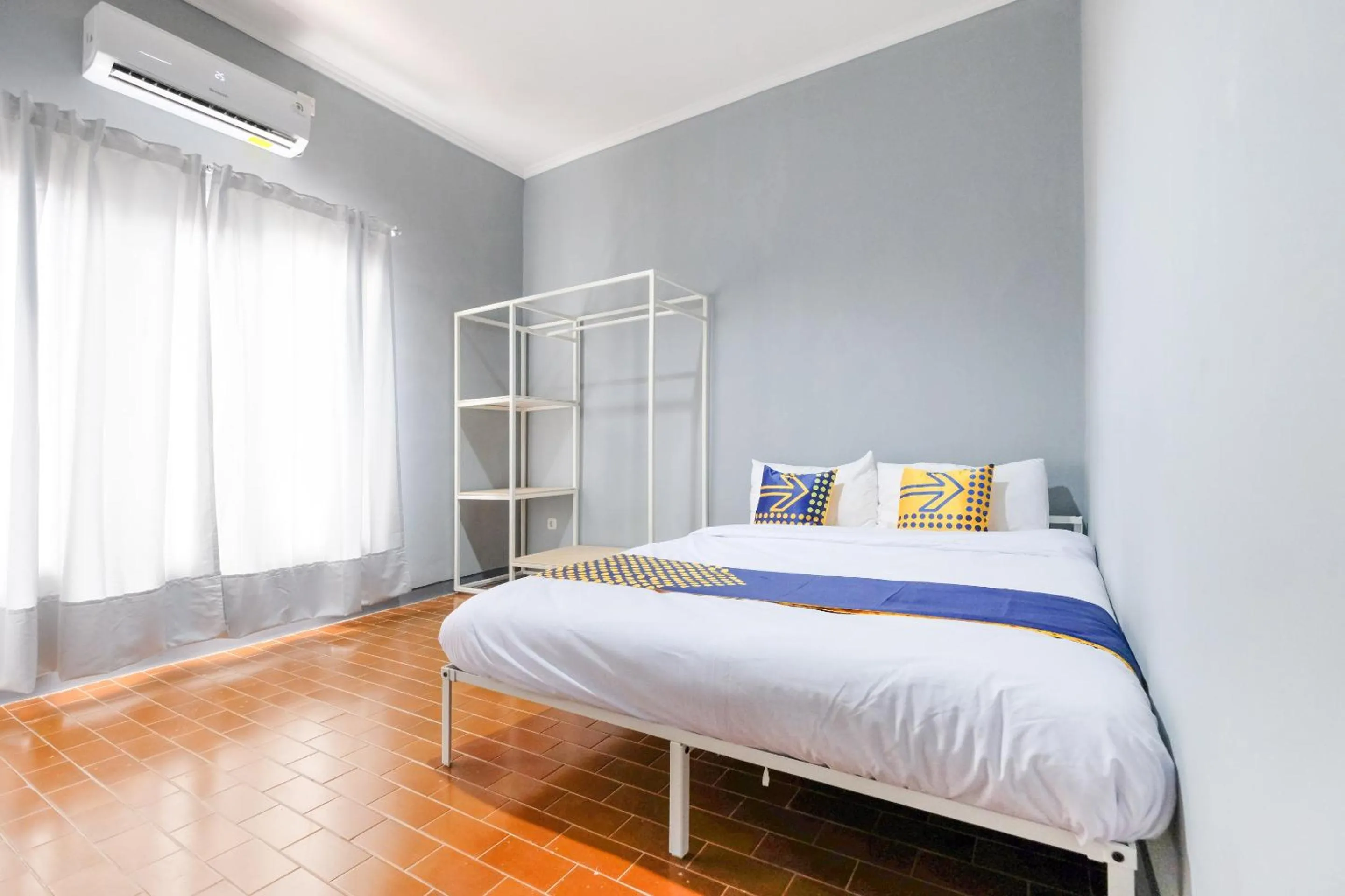 Bedroom in SPOT ON 2281 Omajo