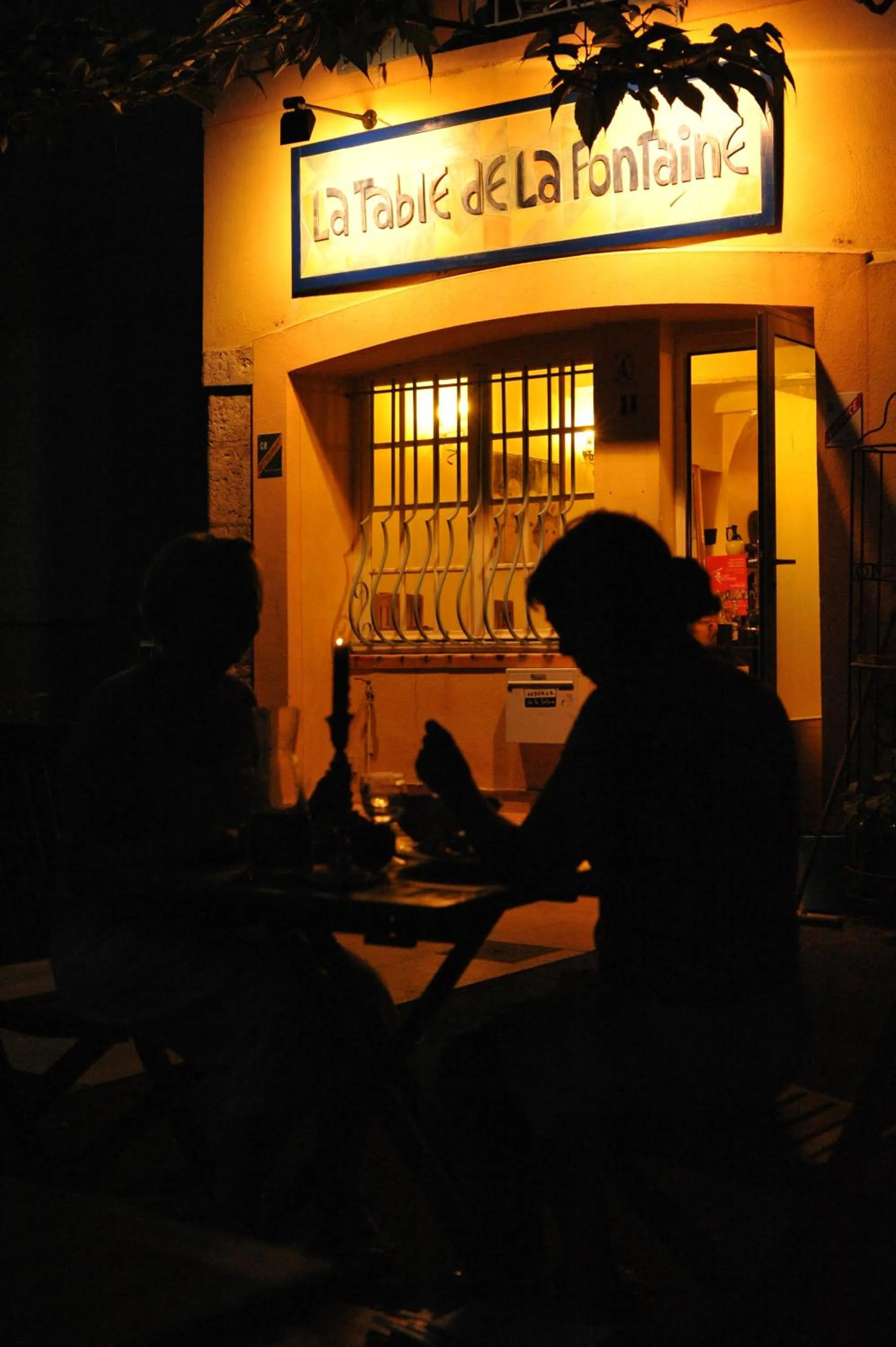 Restaurant/places to eat in Auberge de la Fontaine