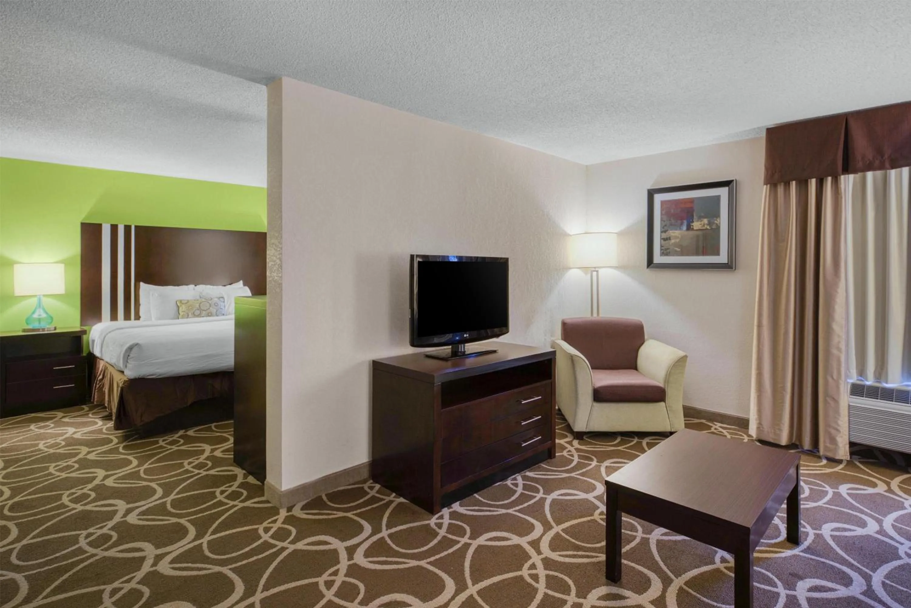 Bedroom, Bed in Best Western Lake Cumberland Inn