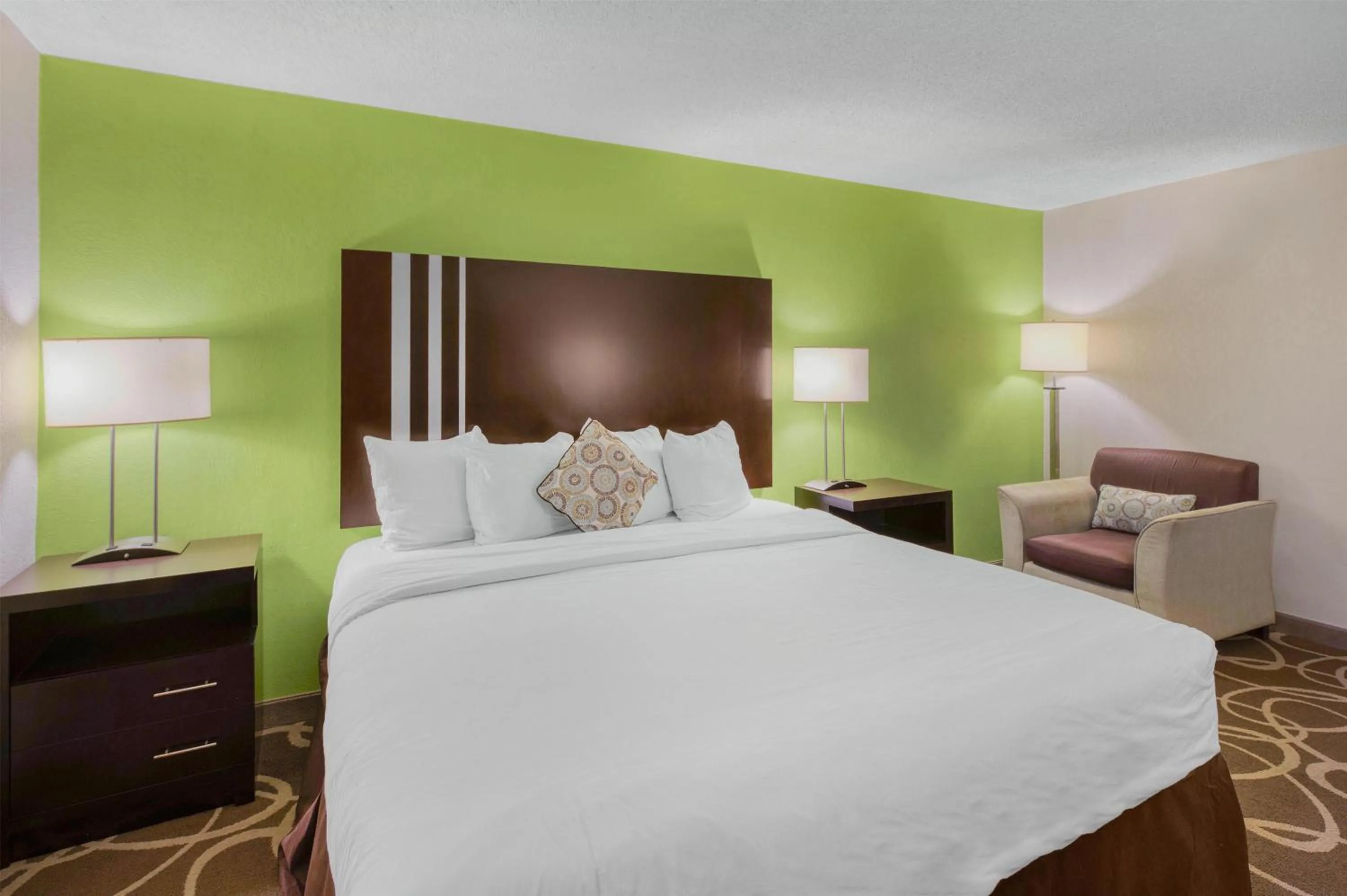 Bedroom, Bed in Best Western Lake Cumberland Inn