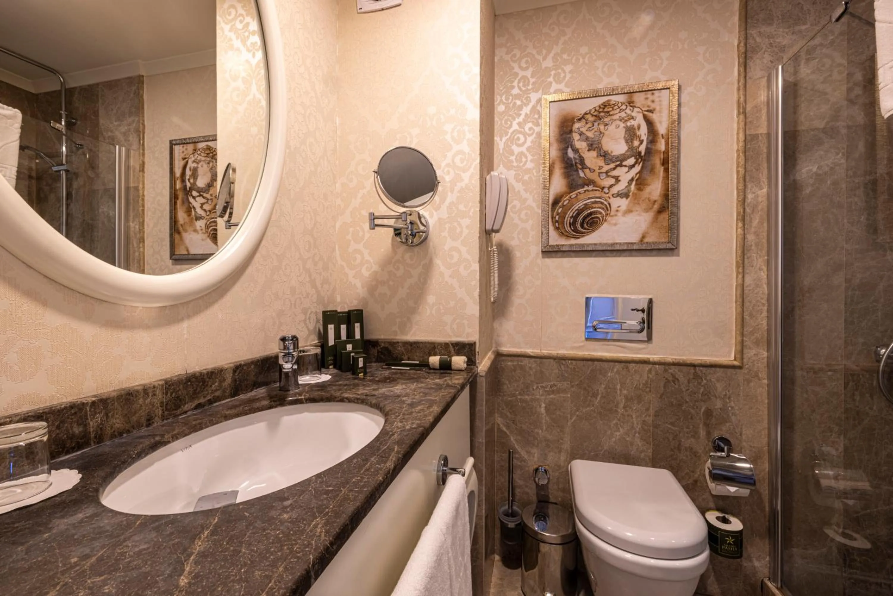 Bathroom in Grand Pasha Hotel & Spa Kyrenia