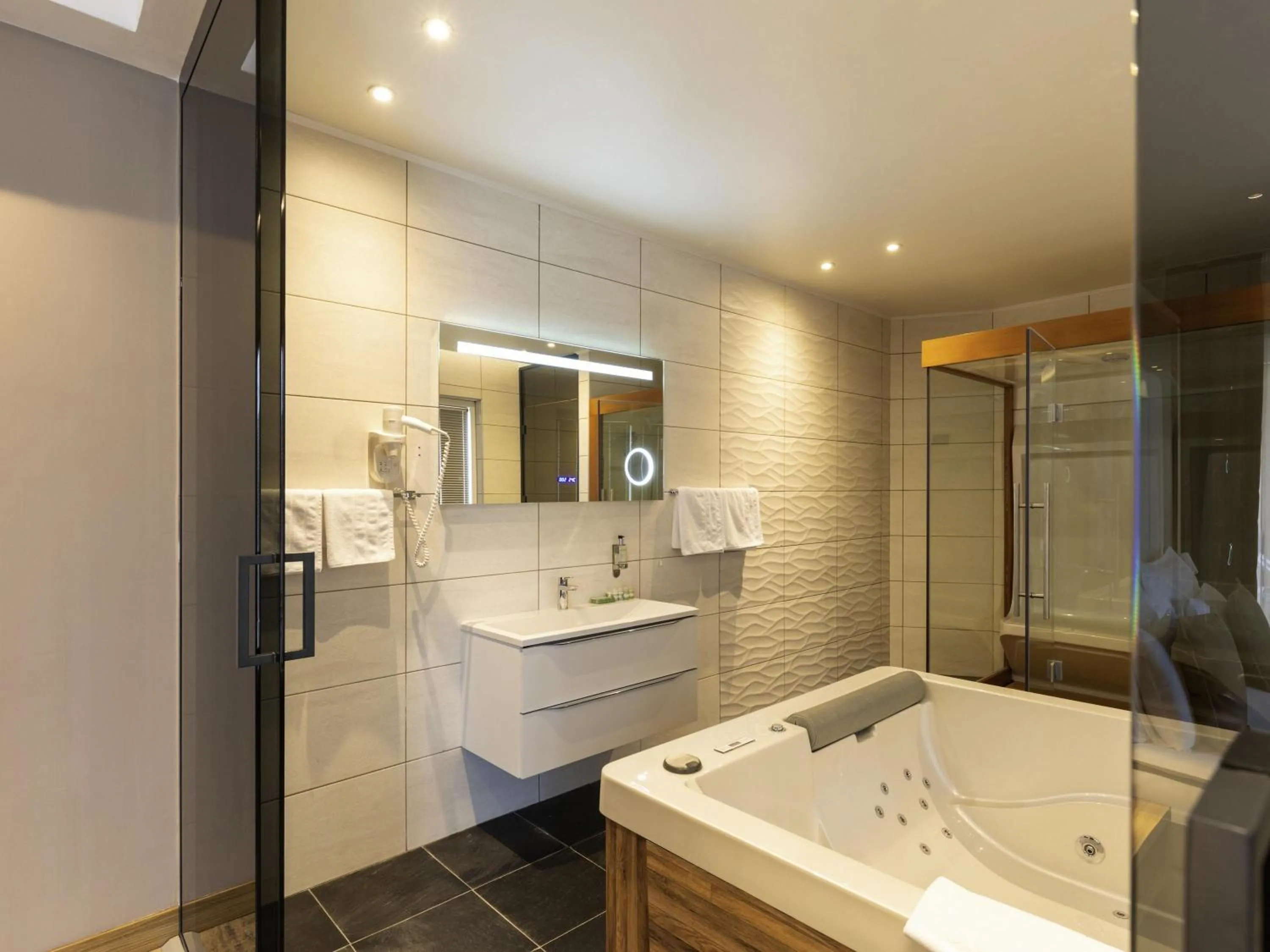 Bedroom in Movenpick Resort and Spa Fruske Terme