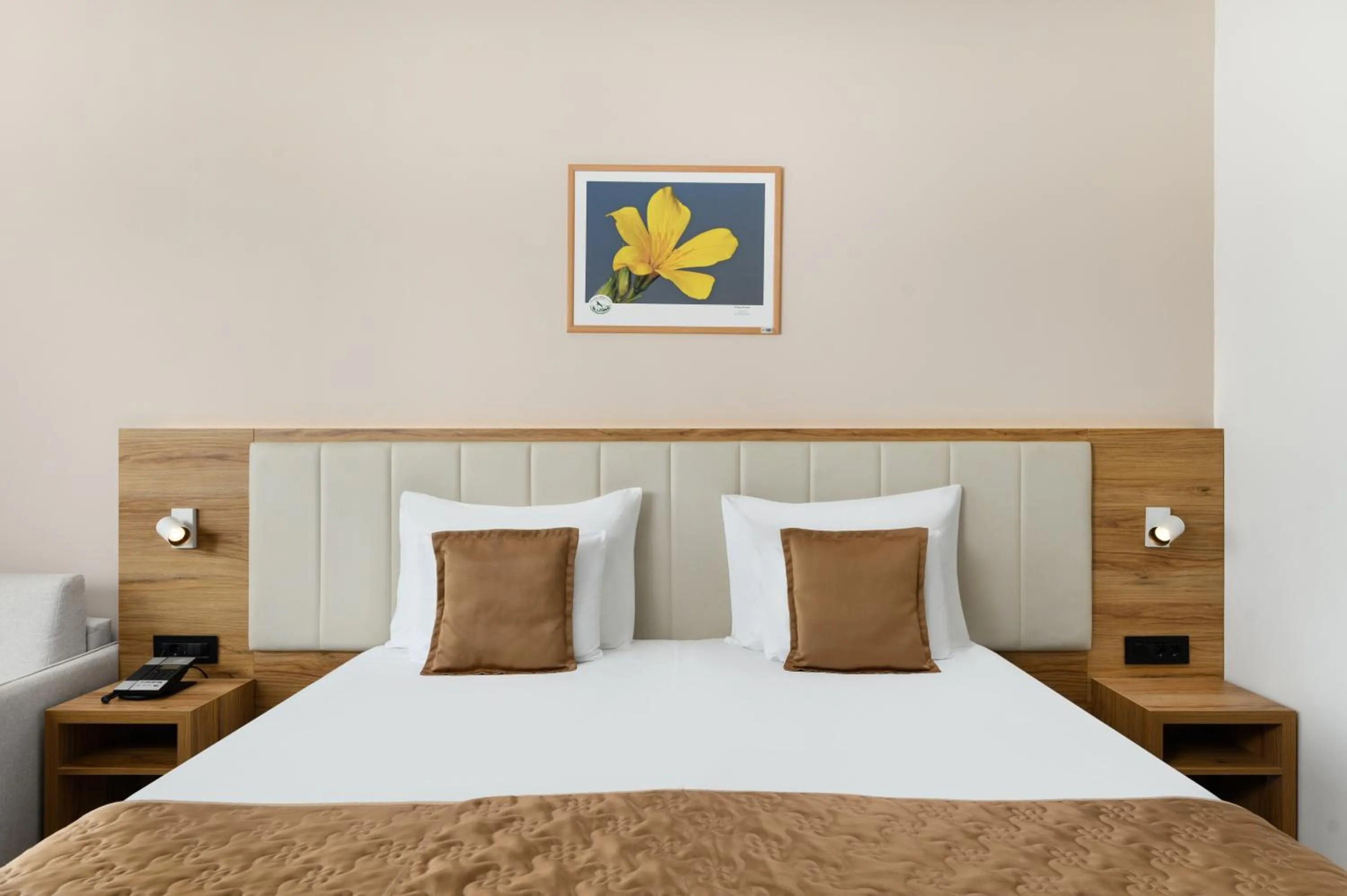 Bed in Movenpick Resort and Spa Fruske Terme