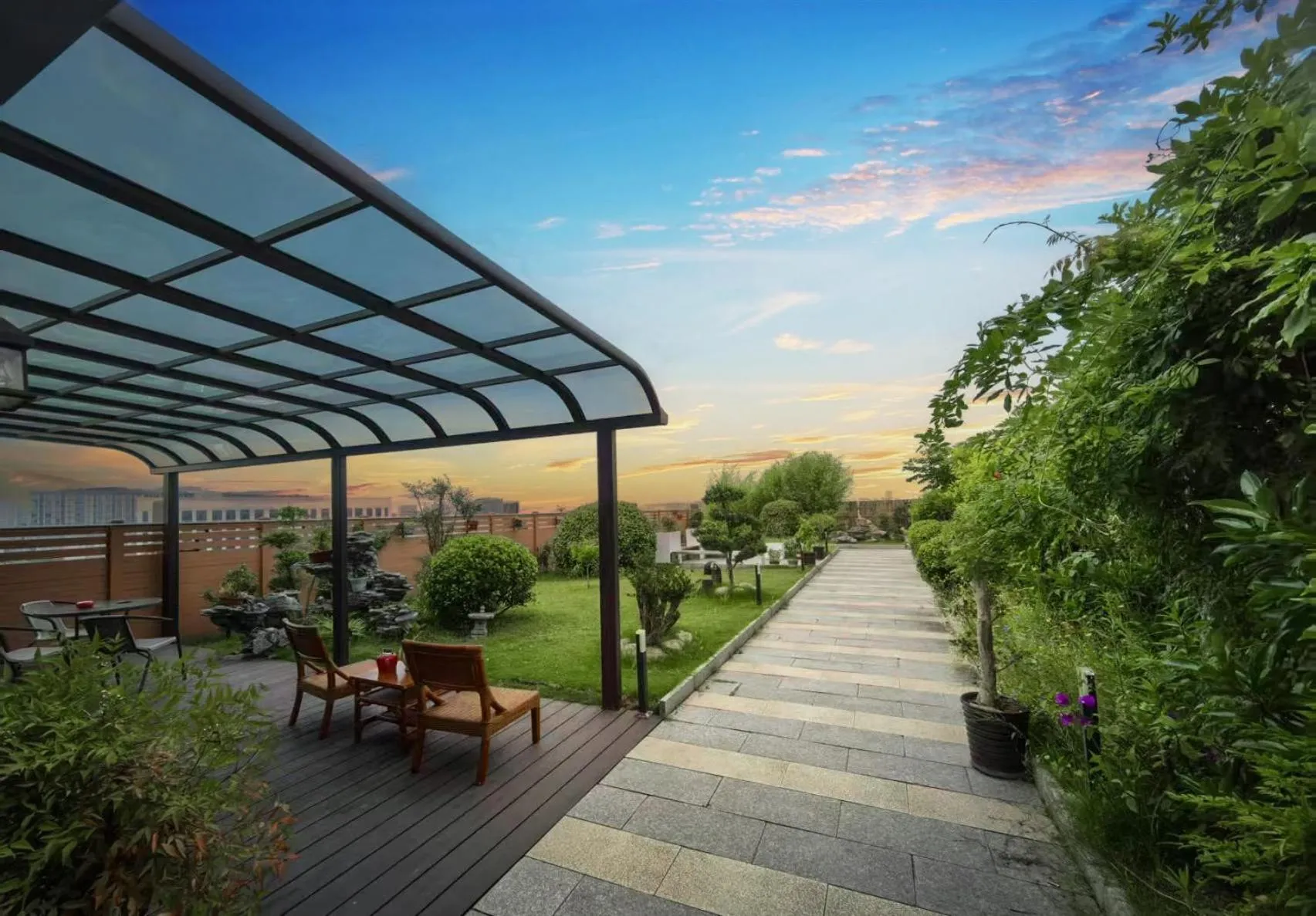 Garden in Holiday Inn Express Shanghai Hongqiao North by IHG