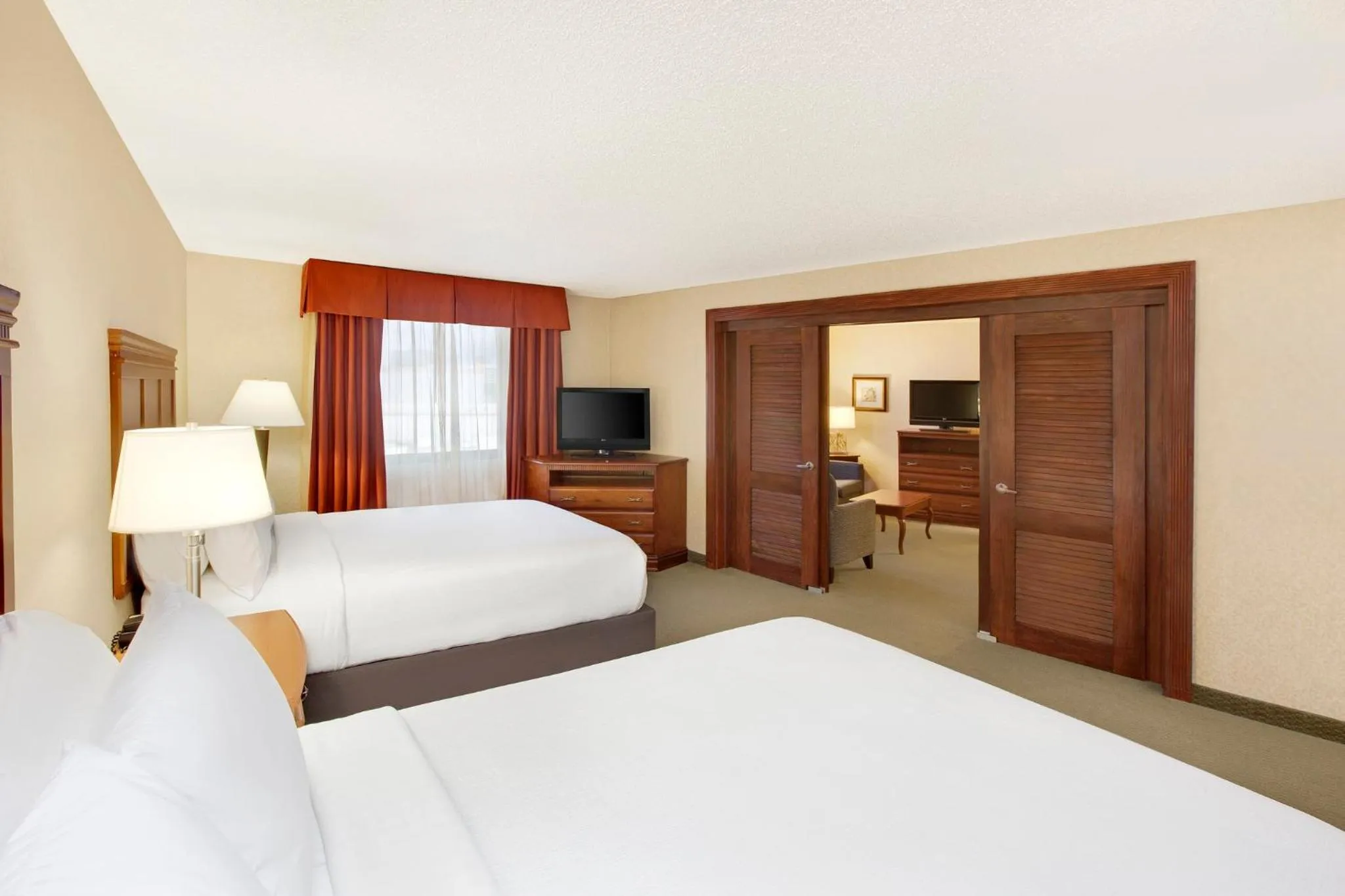 Bedroom, Bed in Holiday Inn Express Dallas Market Center by IHG
