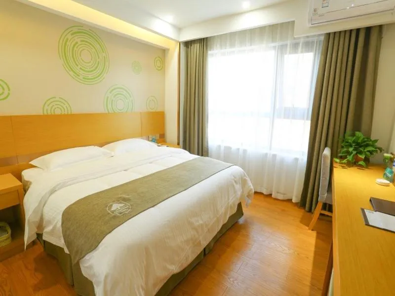 Bed in GreenTree Inn Shangqiu Liangyuan District Suiyang Avenue Hotel