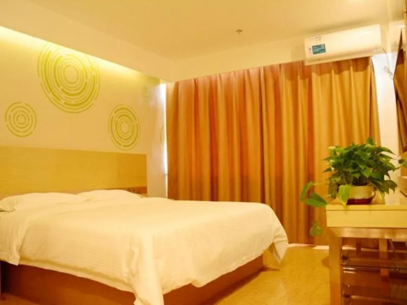 GreenTree Inn Taiyuan Wanbailin District West Bua Station Express Hotel