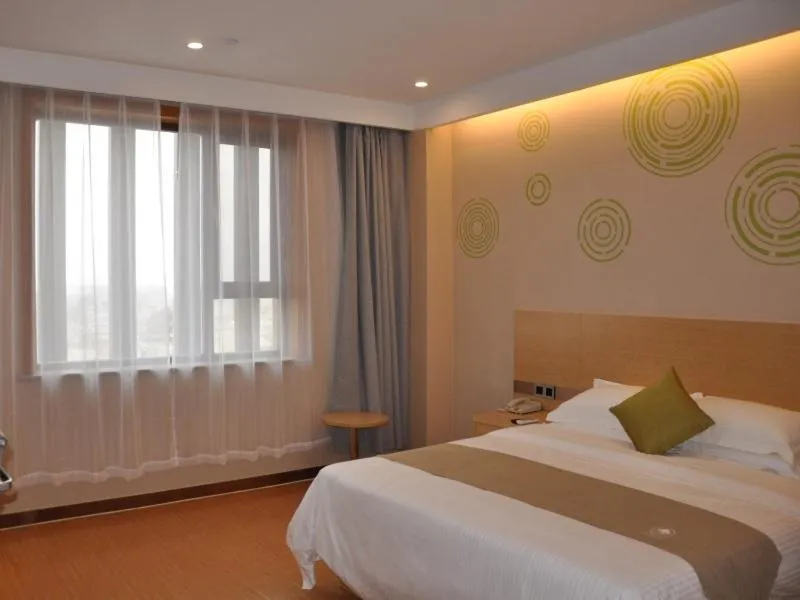 Bed in GreenTree Inn Langfang Bazhou City Tangeerli Town Spa Business Hotel