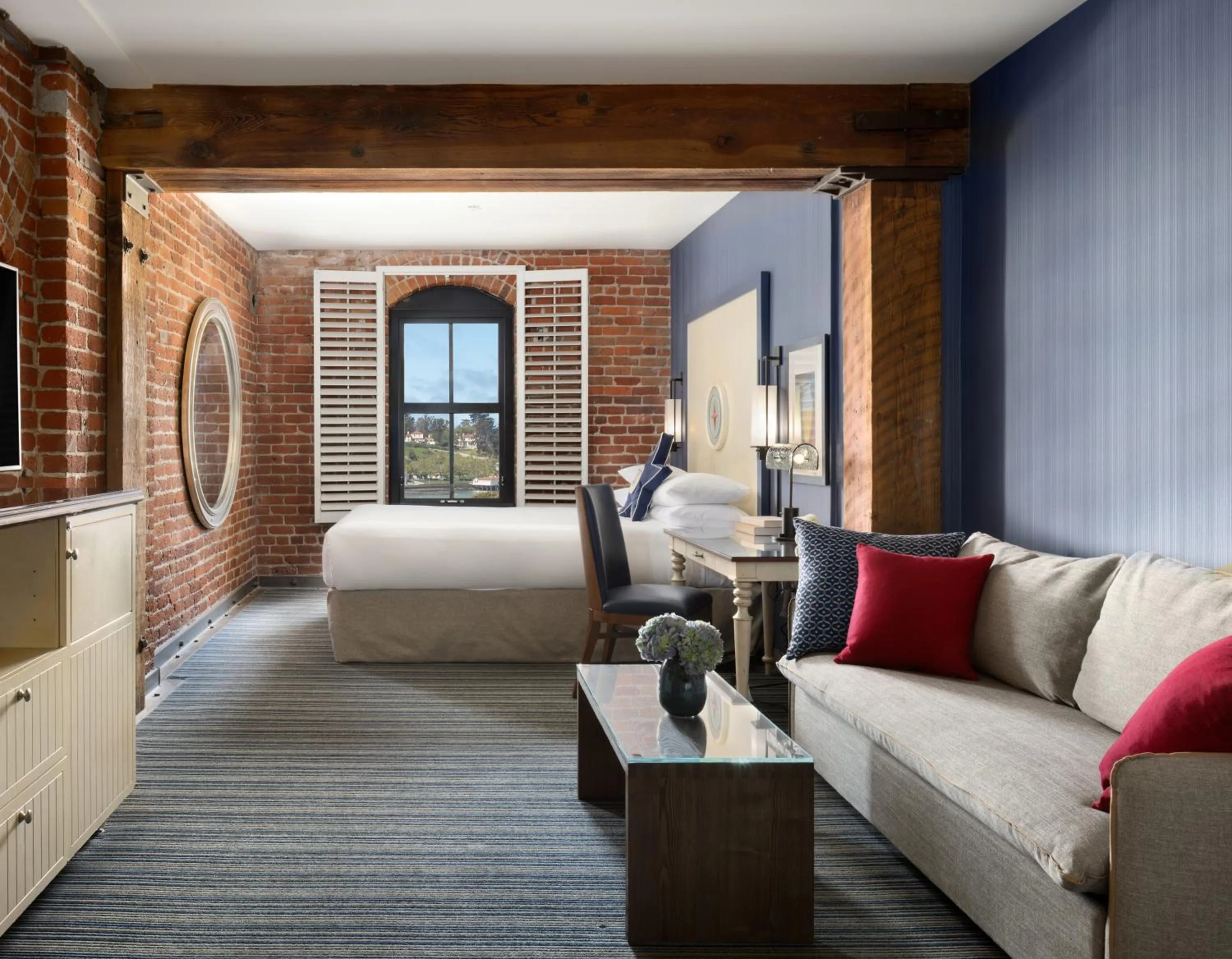 Photo of the whole room, Bed in Argonaut Hotel, a Noble House Hotel