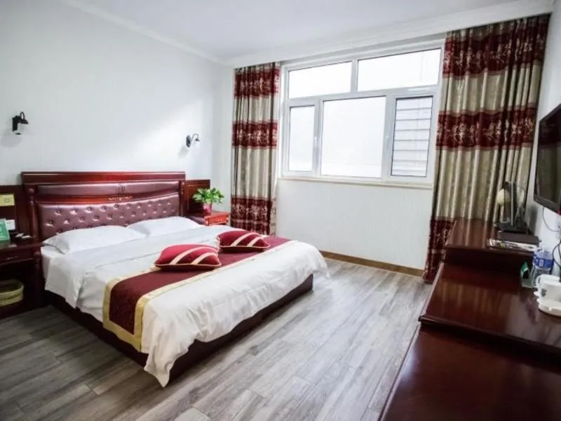 Green Alliance Langfang Xianghe County Xiushui Street PengDa furniture city Hotel