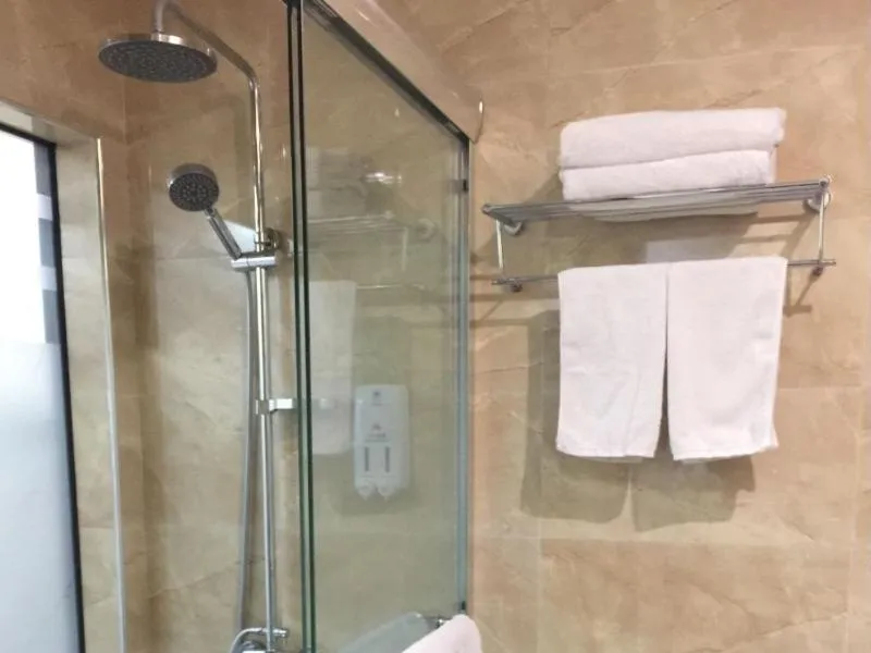 GreenTree Alliance Bengbu Railway Station Hotel