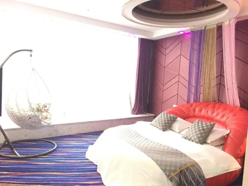 Bed in GreenTree Alliance Bengbu Railway Station Hotel