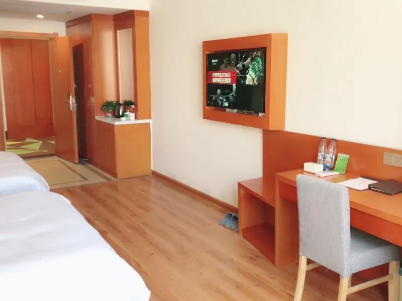 Bed in Vatica Fuyang Linquan County Tenghui International City Hotel