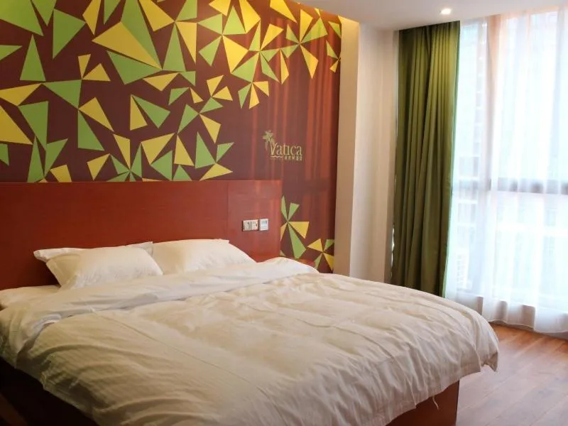 Bed in Vatica Fuyang Linquan County Tenghui International City Hotel