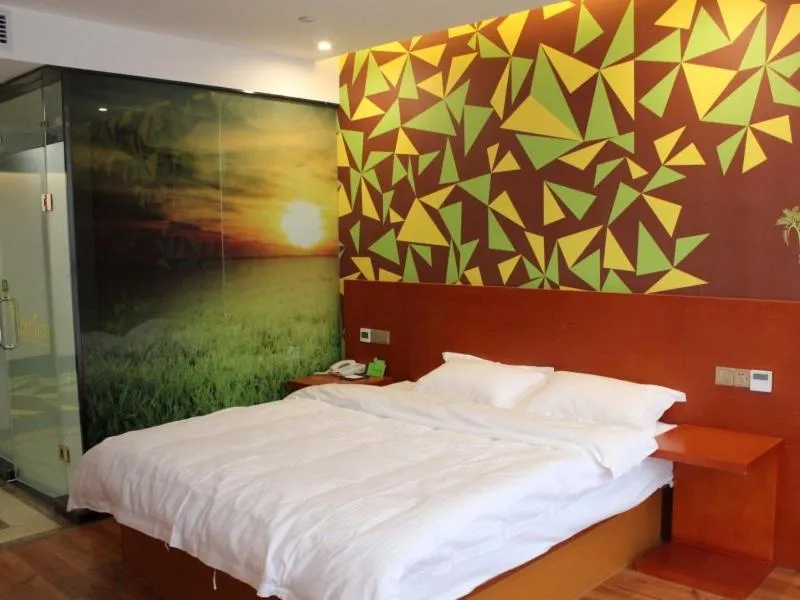 Bed in Vatica Fuyang Linquan County Tenghui International City Hotel
