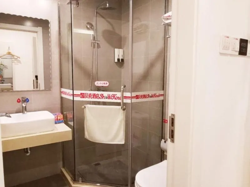 Shell Shanghai Baoshan District Tieli Road Subway Station Tiefeng Road Hotel