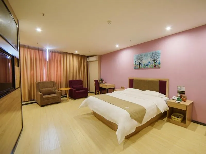 Bed in GreenTree Alliance Kunming Beijing Road Linyuqiao Subway Station Hotel
