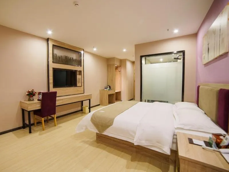 Bed in GreenTree Alliance Kunming Beijing Road Linyuqiao Subway Station Hotel