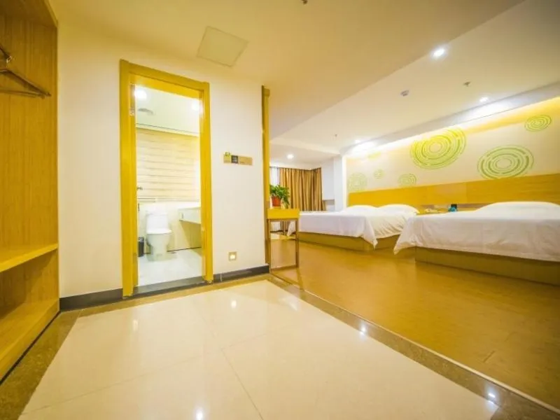 GreenTree Inn Chuzhou Langya Mountain Scenic Area Xijian Road Business Hotel