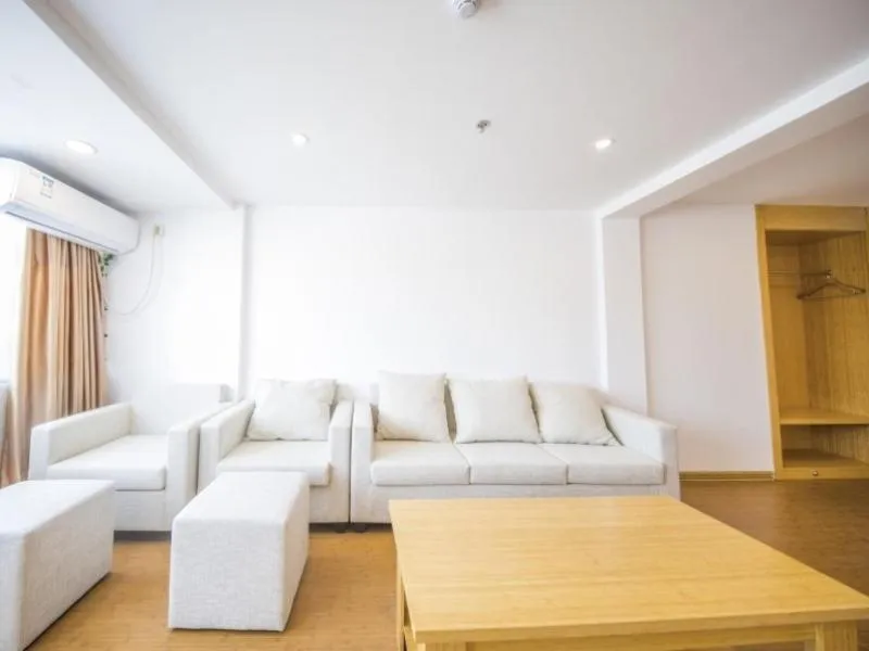 GreenTree Inn Chuzhou Langya Mountain Scenic Area Xijian Road Business Hotel