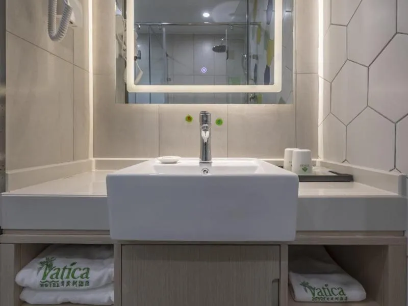 Vatica Hefei Huangshan Road Yuexi Road Hotel