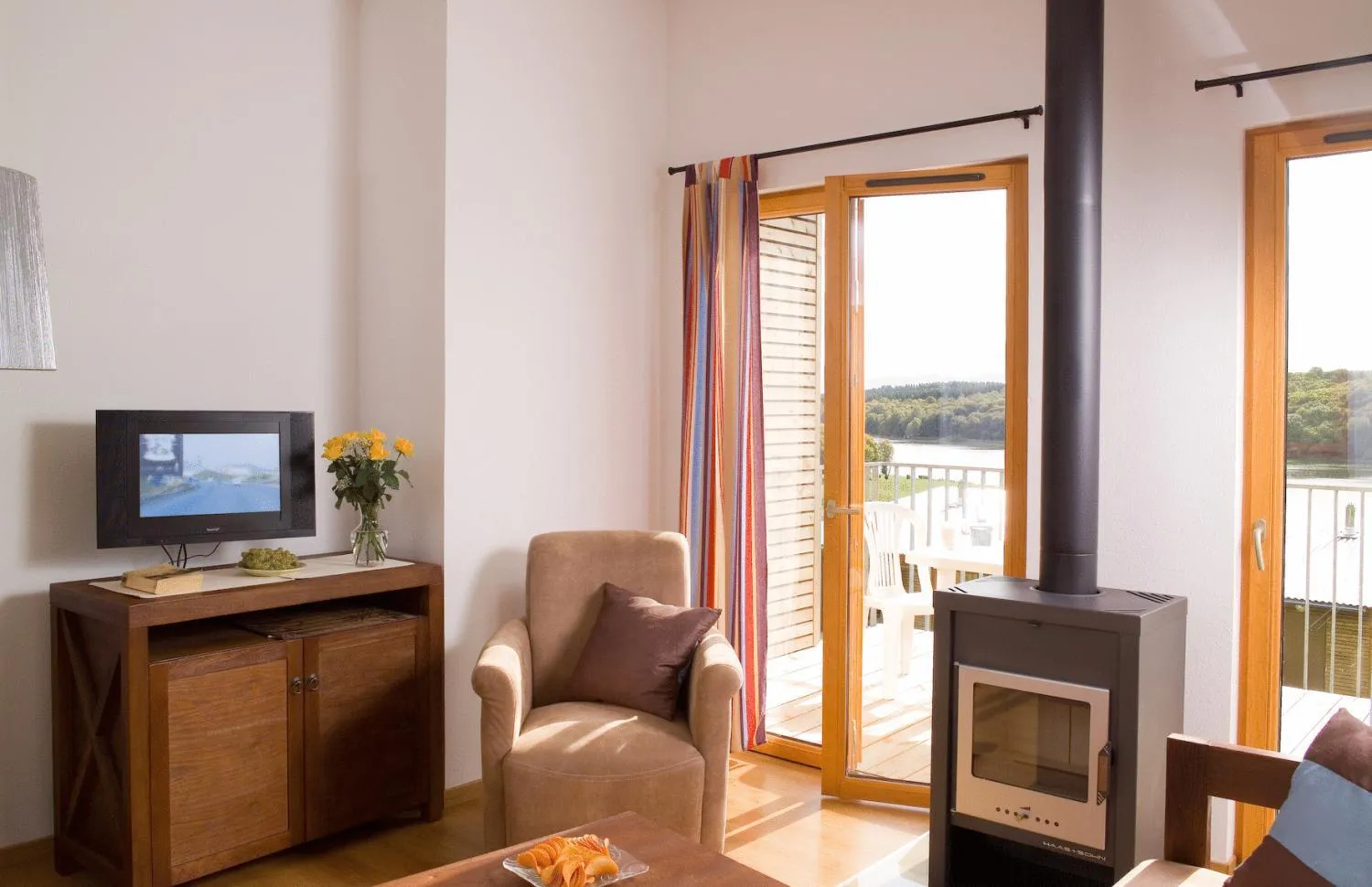 TV and multimedia in Madame Vacances Les Cottages De Valjoly