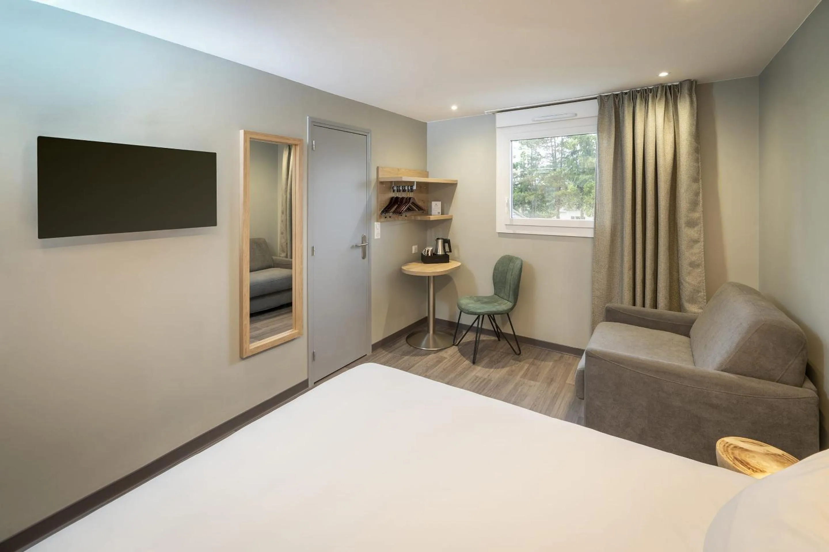 Bedroom, Bed in Sure Hotel by Best Western Dole