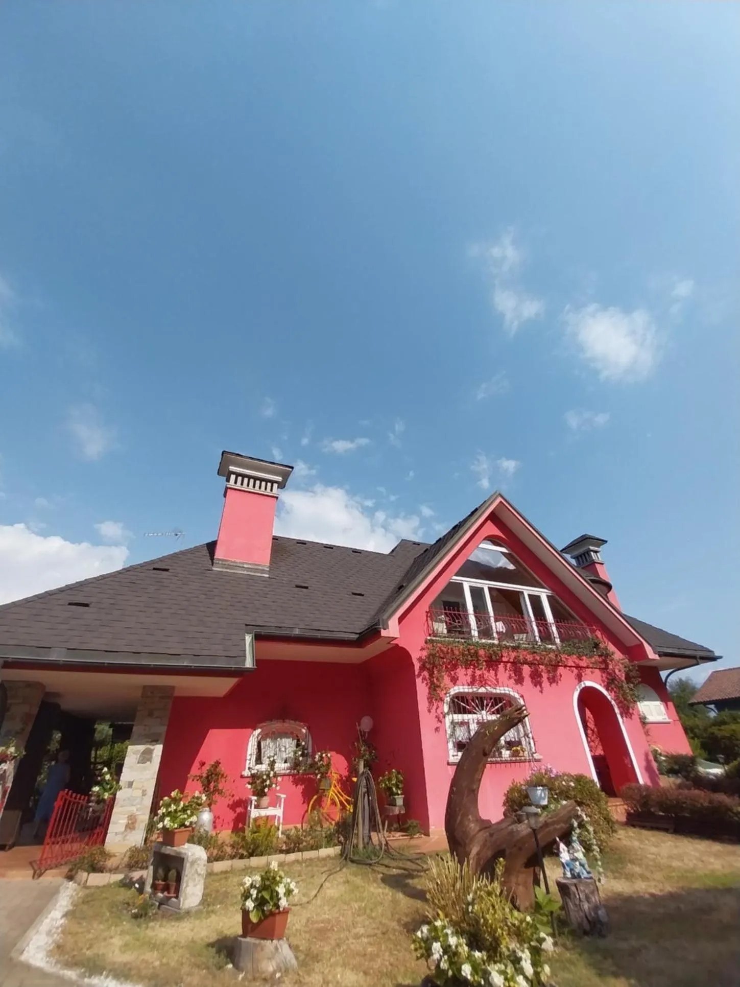 Property building in A casa di Lara