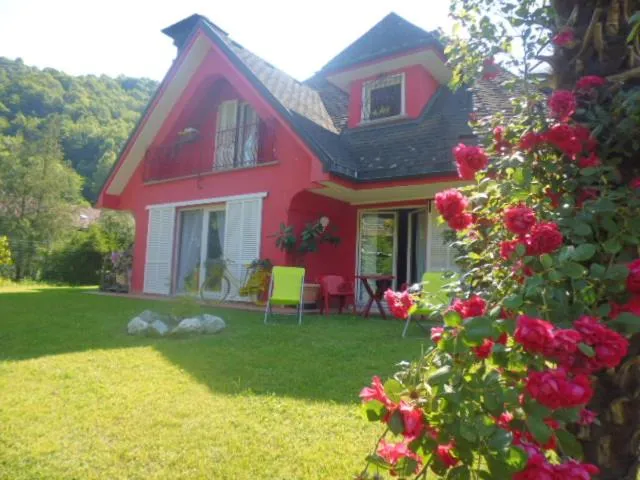 Property building in A casa di Lara